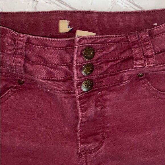 Juniors Maroon Jean Shorts  - Picture 3 of 5